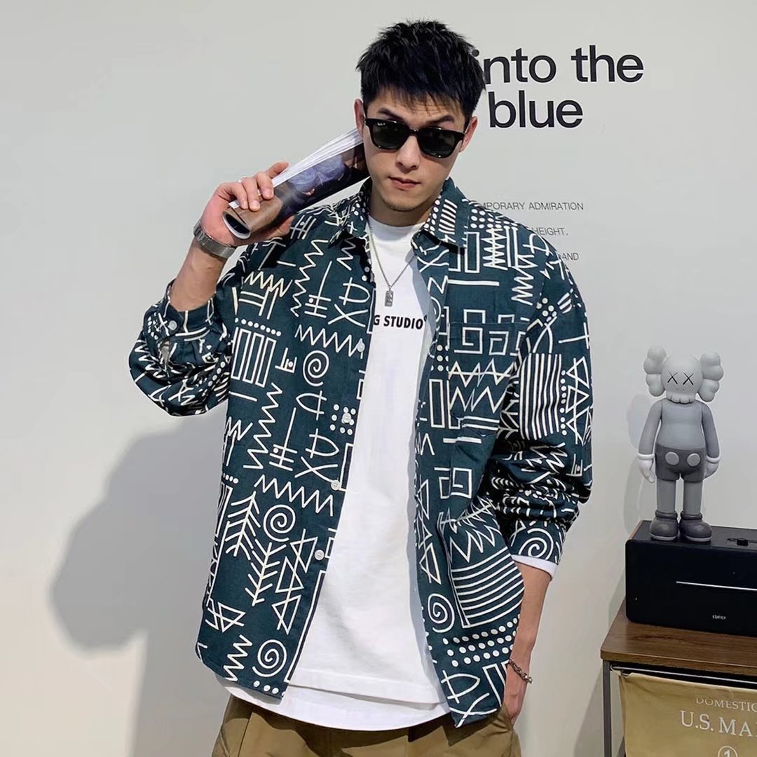 Men's Personalized Geometric Conform Print Long Sleeve Shirts