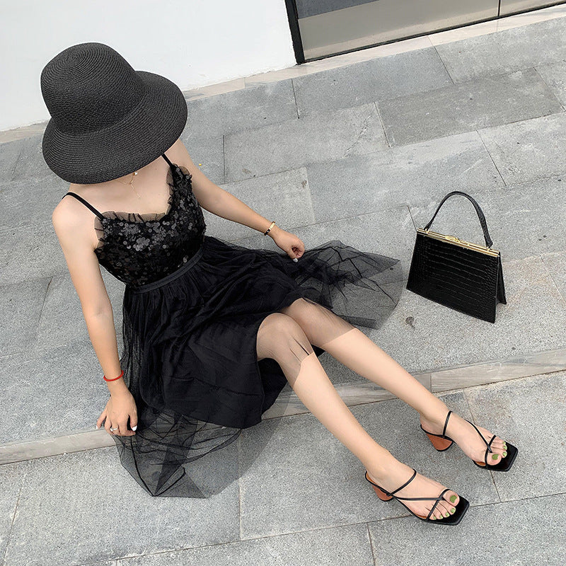 Square toe thin strap chunky heel sandals