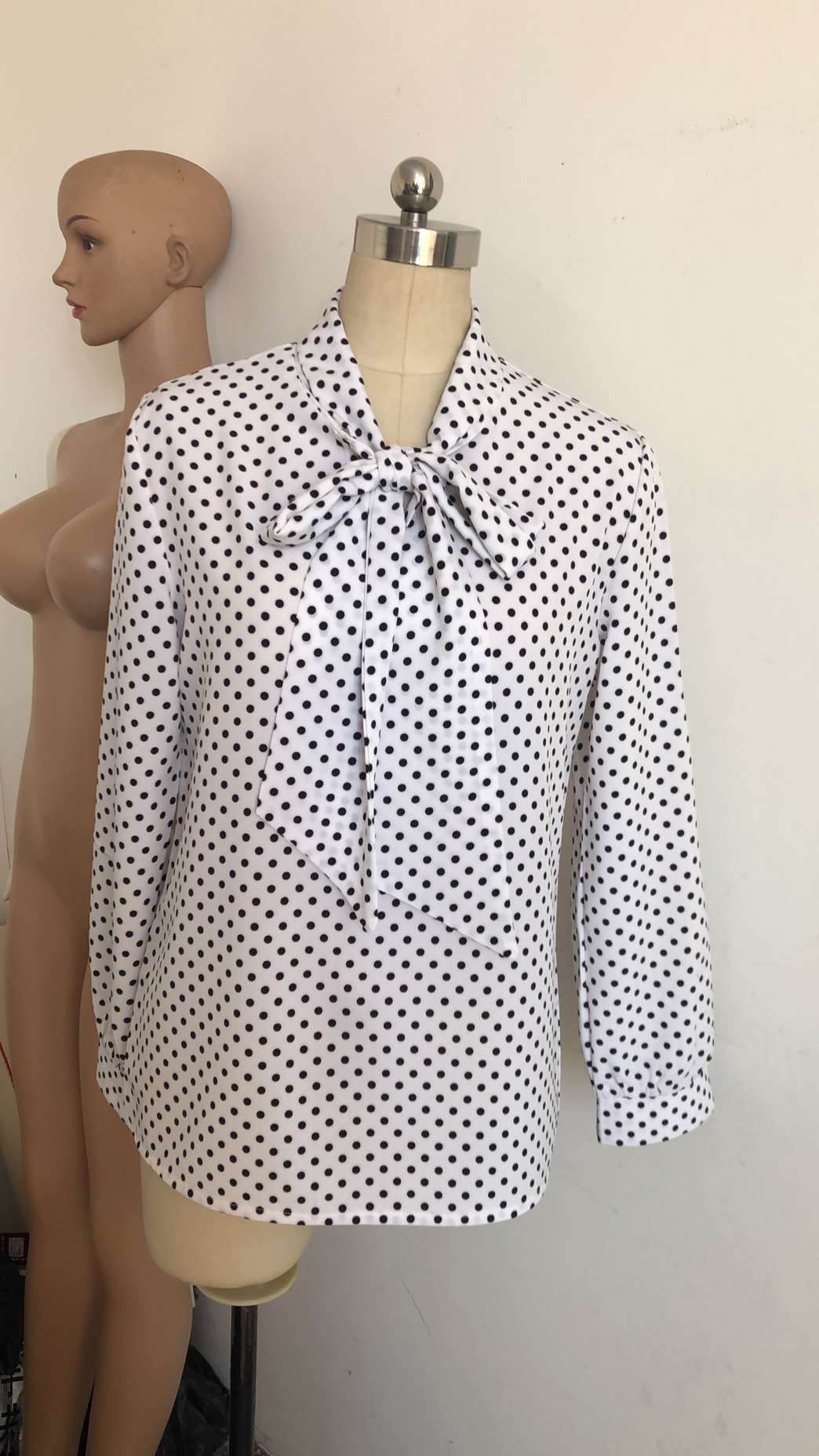 Women's Polka Dot Long-sleeved Lace Up Shirt Top Women