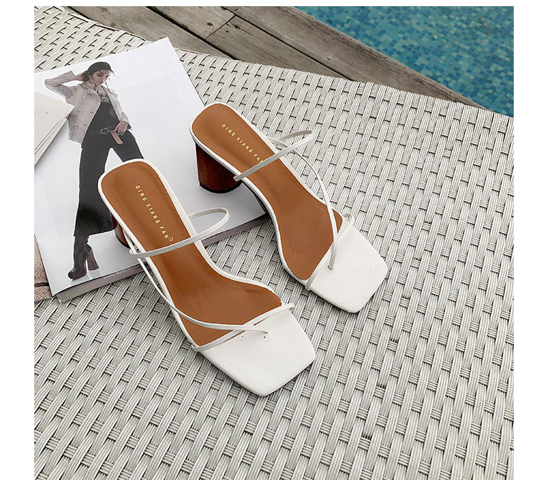 Square toe thin strap chunky heel sandals