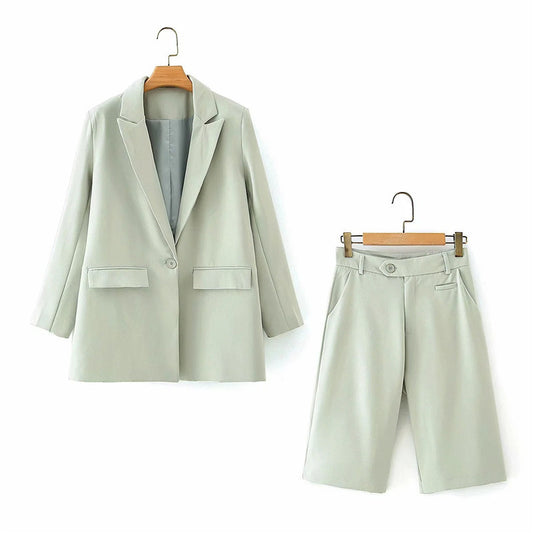 One Button Mid-length Suit Jacket and Suit Pants