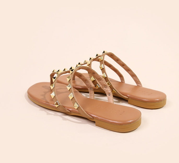 Rivet Soft Bottom Sandals And Slippers Rivet Soft Bottom Sandals And Slippers