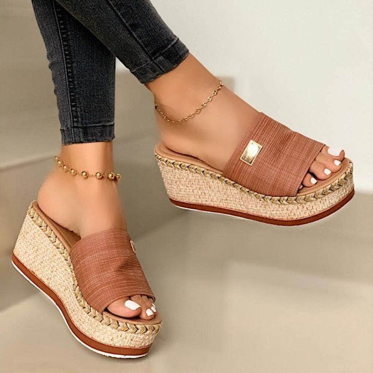 European and American new slippers sandals
